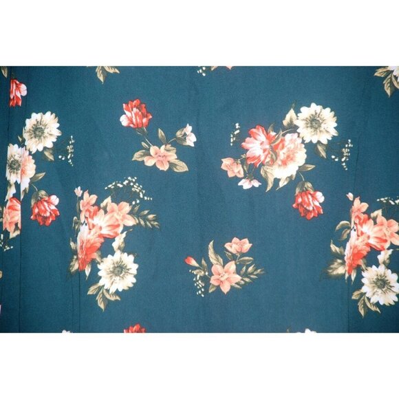 Justify Women's Blouse Size 1X Green Fall Floral 3/4 Roll Tab Sleeve Gold Tone - Picture 8 of 9